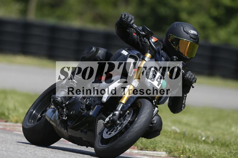 /15 13.05.2025 Max Racing ADR/Gruppe gruen/64